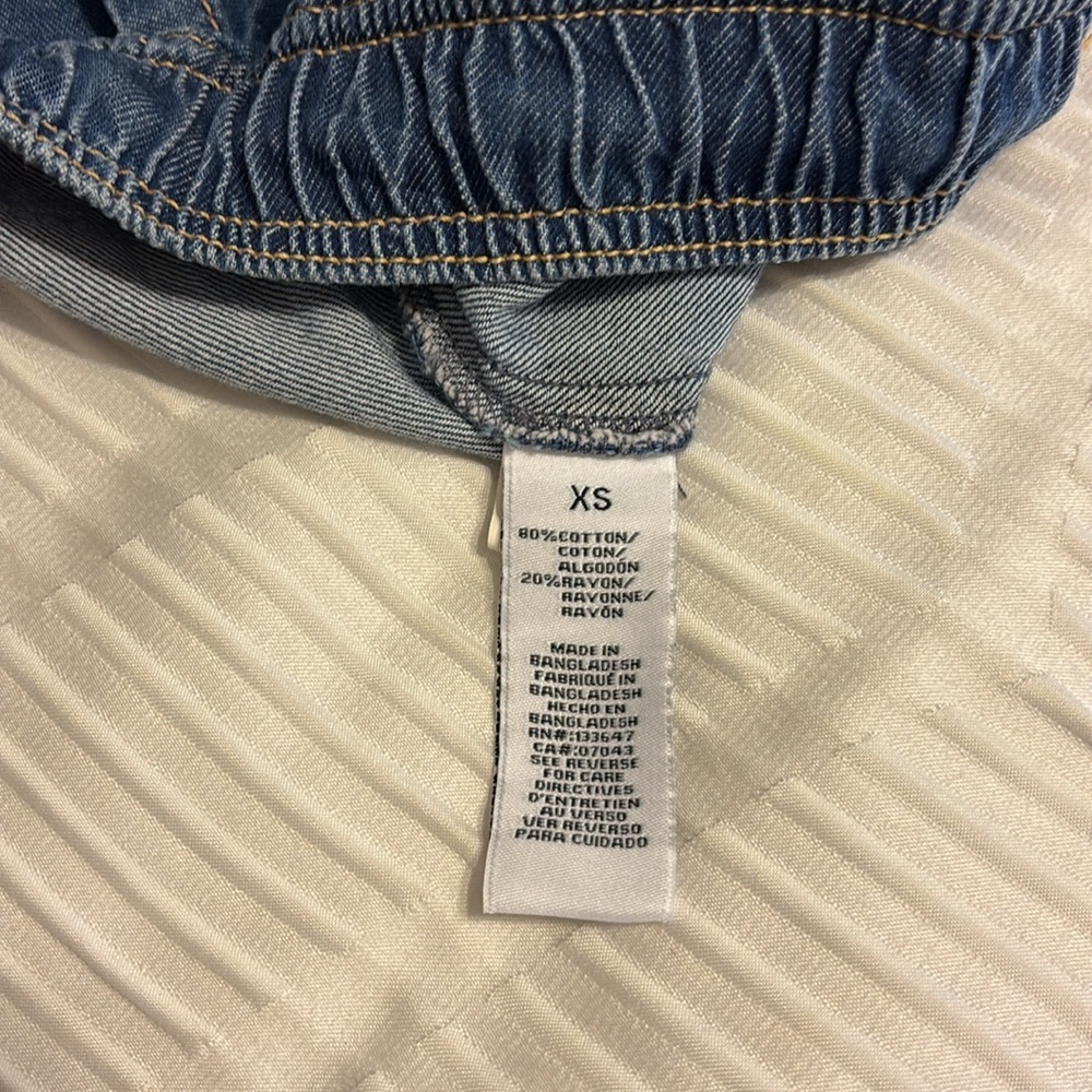 Jeans - Picture 4 of 4